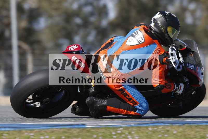 /Archiv-2024/02 29.01.-02.02.2024 Moto Center Thun Jerez/Gruppe schwarz-black/258